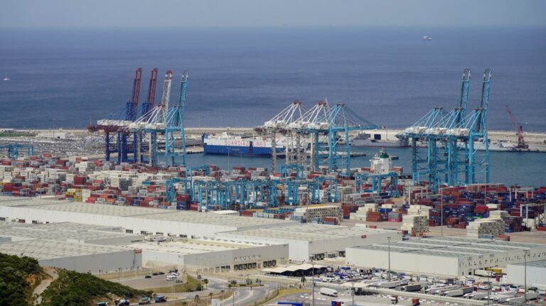 تركيا والمغرب تتجاوزان علامة تجارية بقيمة 5 مليارات دولار بينما تتطلع الرباط إلى تعزيز الاستثمار