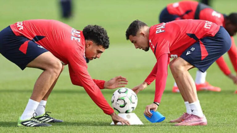 مدافع كريستال بالاس يعزز استعدادات المغرب لكأس العالم 2026