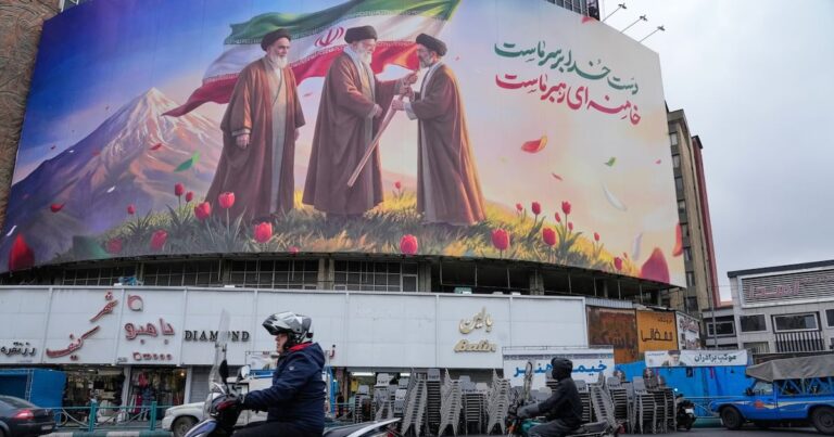 إيران تستهدف السفن التجارية ومطار دبي والمنشآت النفطية